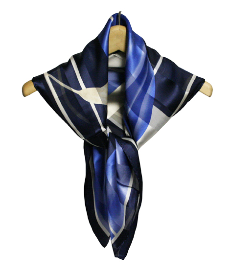 (image for) Scarf with Blue Flowers - Click Image to Close